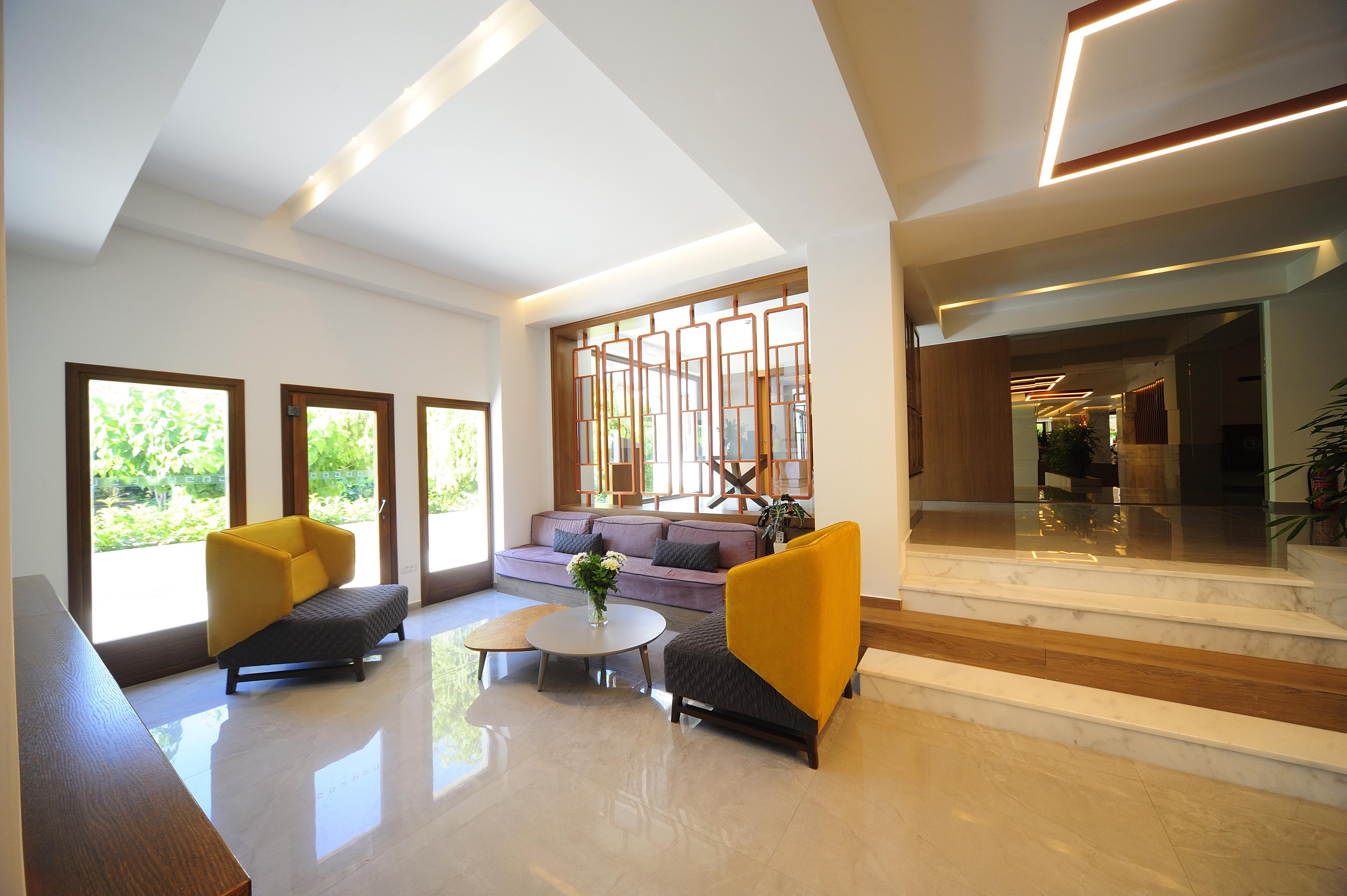 Atrium Ambiance Hotel (Adults Only) 罗希姆诺 外观 照片